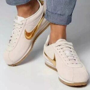 CLEARANCE! Women's Nike Classic Cortez Shoes Phantom Gold -- Size 9